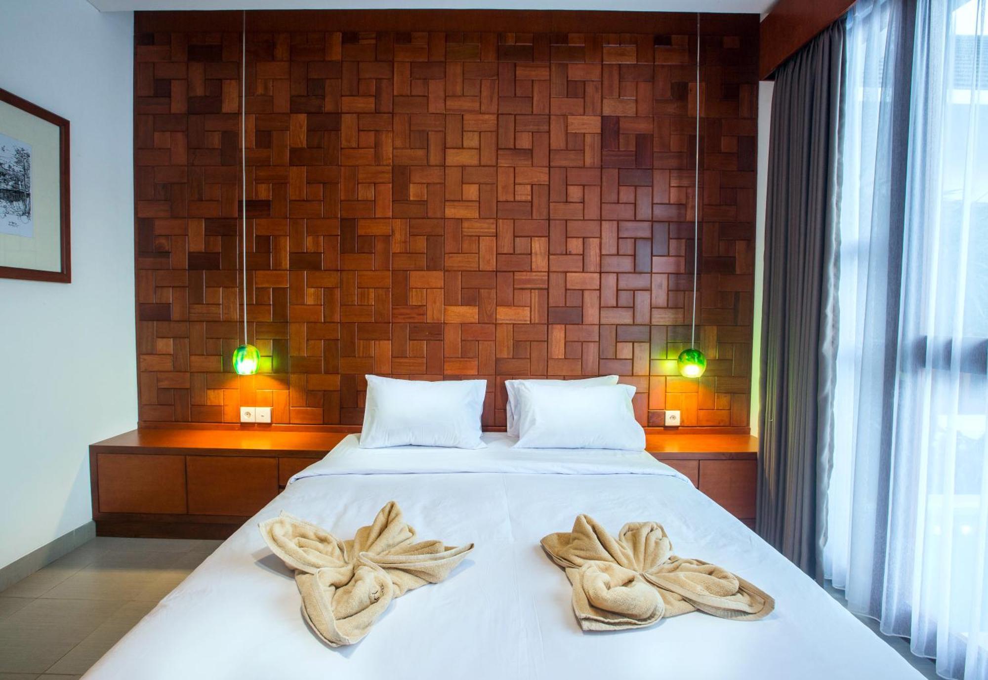 Pudak Sari Unizou Hostel Kuta  Luaran gambar